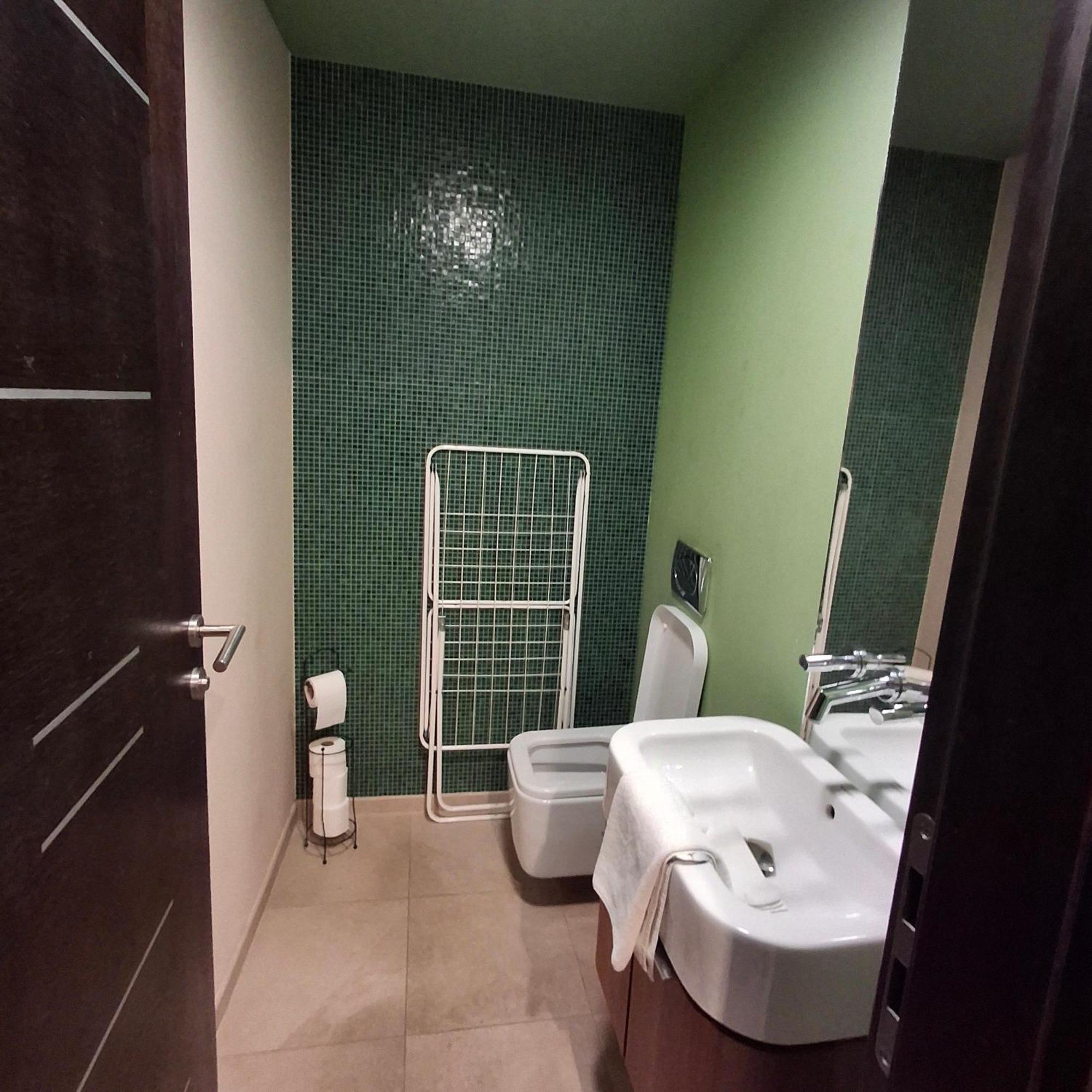 Unicorniselit Apartmanok Eger Bagian luar foto